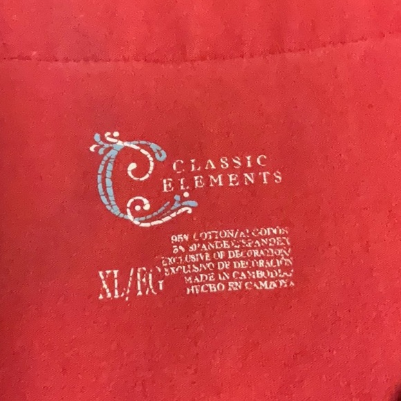 Classic Elements Red Embellished Boxy Blouse - Picture 6 of 9